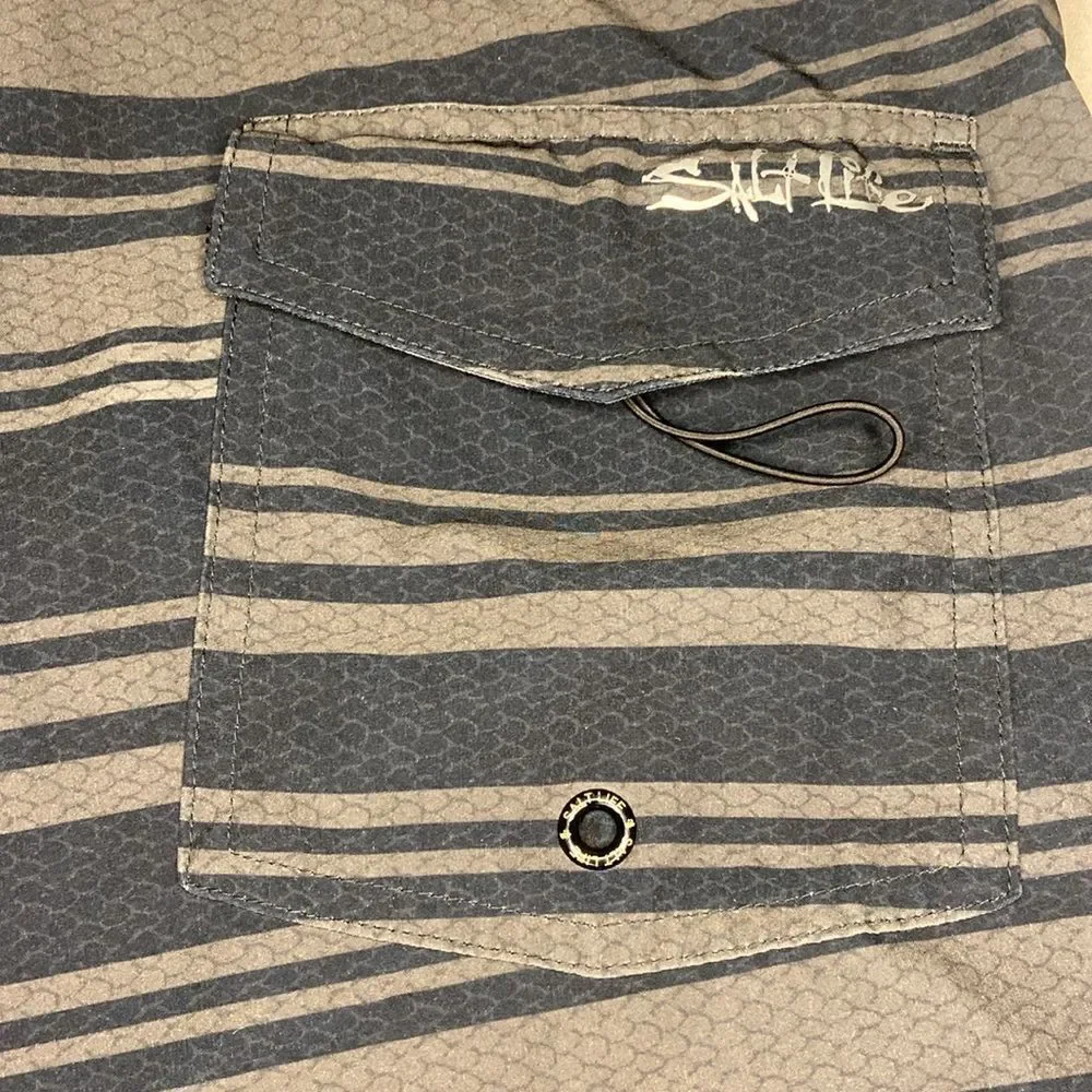 Salt life swim trunks Size 32 SLX-QD vapor stretch